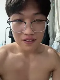 Ycen_ — stripchatでウェブカムモデルオンライン