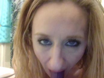 MissHunyBunz69 — Bongacams stream photo (Mar 2025)