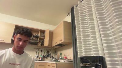 valmontbb — Cam4 stream photo (Aug 2026)