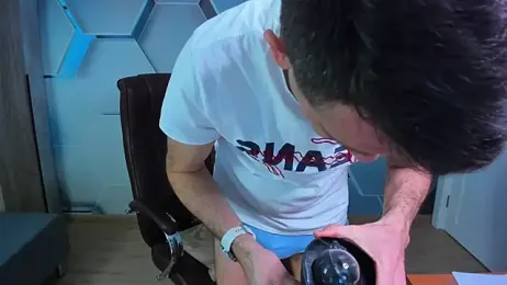 SteveTiger — Stripchat stream photo (Apr 2026)