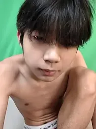 -OvO- — Stripchat stream photo (Apr 2026)