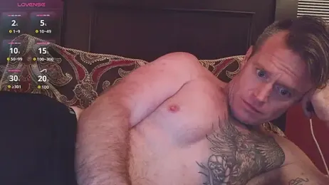 DILFiGuess1 — Stripchat stream photo (Apr 2026)