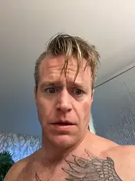 DILFiGuess1 — Stripchat stream photo (Apr 2026)