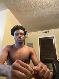 Bigdicktrick227 — stripchatでウェブカムモデルオンライン