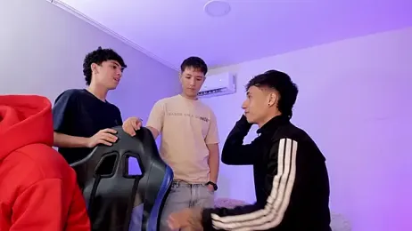 Handsomeboyss19 — stripchatでウェブカムモデルオンライン