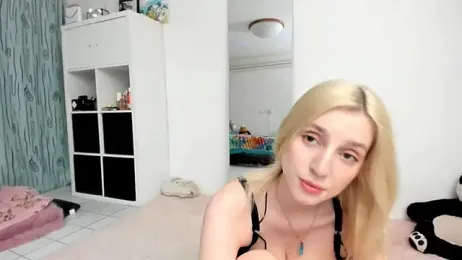 KenzieDawton — Stripchat stream photo (May 2026)