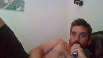 moumout1000 — Cam4 stream photo (Jun 2026)