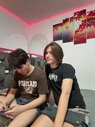 Alex_and_Fabian — stripchatでウェブカムモデルオンライン