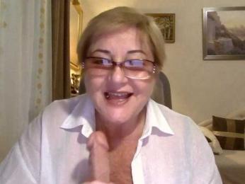 KarinkaSweet — Bongacams stream photo (Jun 2026)