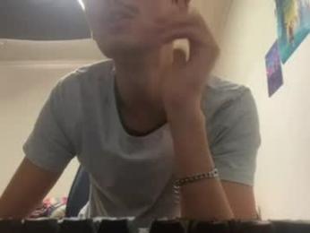 bradontop — chaturbateでウェブカムモデルオンライン