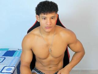 Niki Marti — Flirt4free stream photo (Apr 2026)