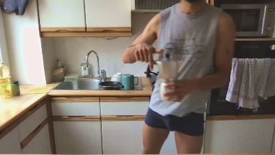 boxer_hot4 — Cam4 stream photo (May 2026)
