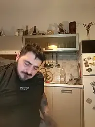 secret_secret1 — stripchatでウェブカムモデルオンライン