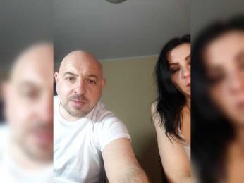 WikiBitch — bongacamsでウェブカムモデルオンライン