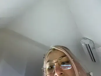 Sabidoteam — Stripchat stream photo (Sep 2026)