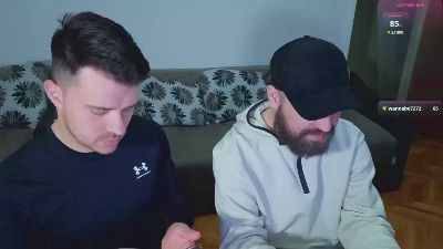 johnnylove22 — Cam4 stream photo (Mar 2026)