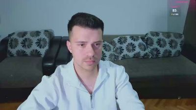 johnnylove22 — Cam4 stream photo (Mar 2026)