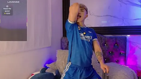 Saimonvela — Stripchat stream photo (Aug 2026)