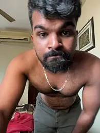 vinay1018 — Stripchat stream photo (Jun 2026)