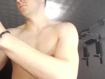 sexstivelove — chaturbateでウェブカムモデルオンライン