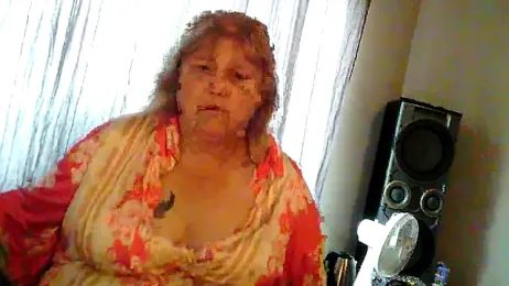 Sylviastar46 — Stripchat stream photo (Jun 2026)
