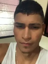 Emiliano_Reyes — Stripchat stream photo (Apr 2026)