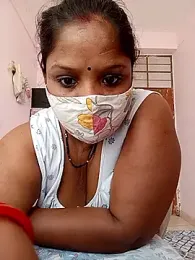 CUTE-LOVE-SWEETS — Stripchat stream photo (Jun 2026)