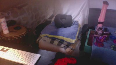 Bisex573 — Cam4 stream photo (Sep 2026)
