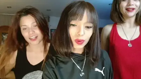 3littles — stripchatでウェブカムモデルオンライン