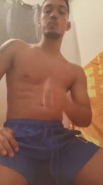 MaxOFiMoon — Cam4 stream photo (Aug 2026)