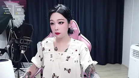 SHENSHEN-2025 — Stripchat stream photo (Oct 2025)