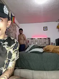 playfulboys_ — stripchatでウェブカムモデルオンライン