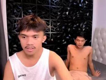 urmasterhardcock — chaturbateでウェブカムモデルオンライン