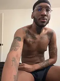 bamfbobbybrown — Stripchat stream photo (Sep 2026)