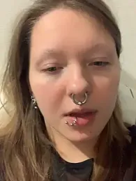 VesnaCrystal — Stripchat stream photo (Dec 2025)