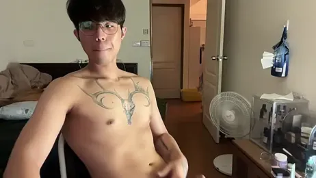 Uzii_310 — stripchatでウェブカムモデルオンライン