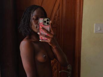 HollyBeatrix — Livejasmin stream photo (Aug 2026)