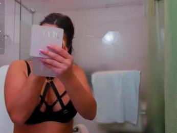 ayumilove — Chaturbate stream photo (Apr 2026)