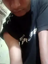 YourTeenBoy21 — stripchatでウェブカムモデルオンライン