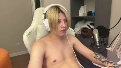 loverria — Cam4 stream photo (Apr 2026)