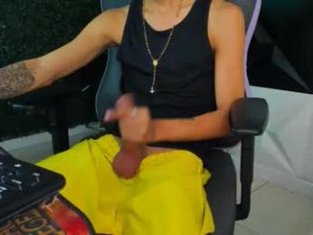 moises_carter — Chaturbate stream photo (May 2026)