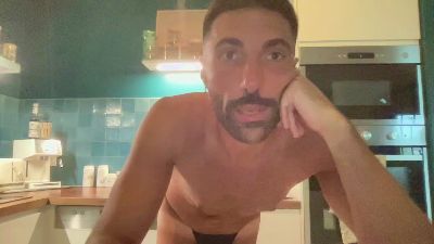 KiinkyBtm — Cam4 stream photo (Jul 2026)
