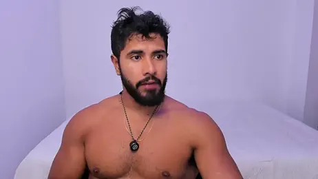 Santiago_huntt — Stripchat stream photo (Apr 2026)