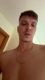 alex223 — Cam4 stream photo (Aug 2026)