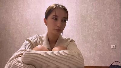 CharitaAndris — Cam4 stream photo (Aug 2026)