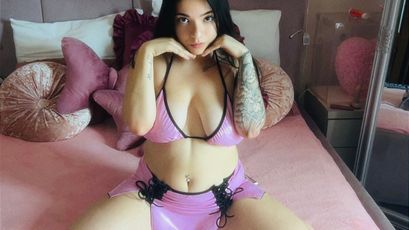 Emma_Gunner — skyprivateでウェブカムモデルオンライン