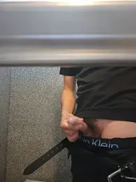 ikeike-kun — Stripchat stream photo (Jun 2026)