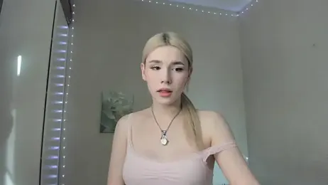 Alisa_Black_Star — stripchatでウェブカムモデルオンライン