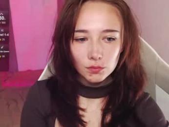 robin_yours — Chaturbate stream photo (Jun 2026)