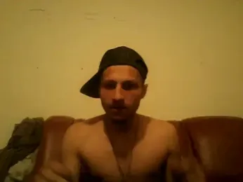 hotrichardo2 — Stripchat stream photo (Apr 2026)
